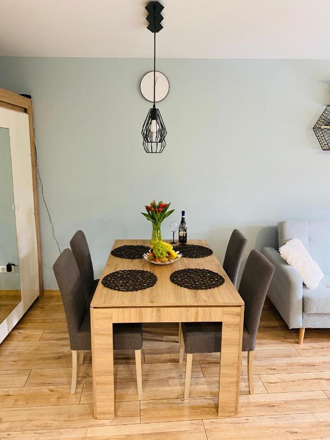 Apartament Bankowa イェレニャ・グーラ エクステリア 写真